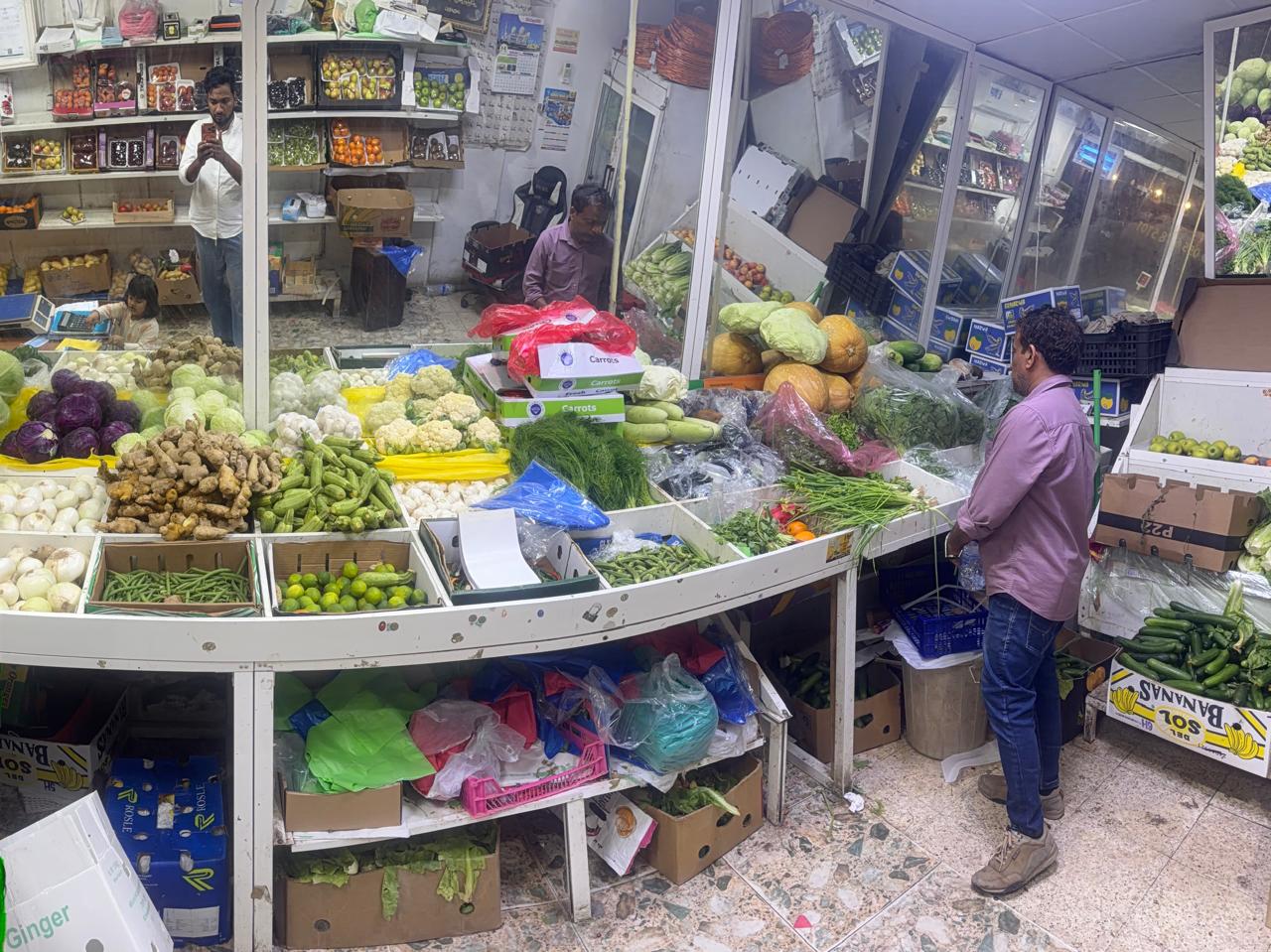 Fresh produce inside Fakihaty